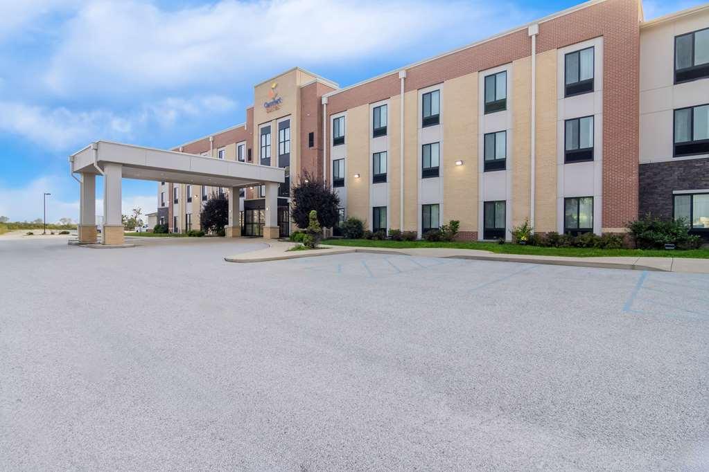 Comfort Suites Rensselaer Near Fair Oaks Exterior foto